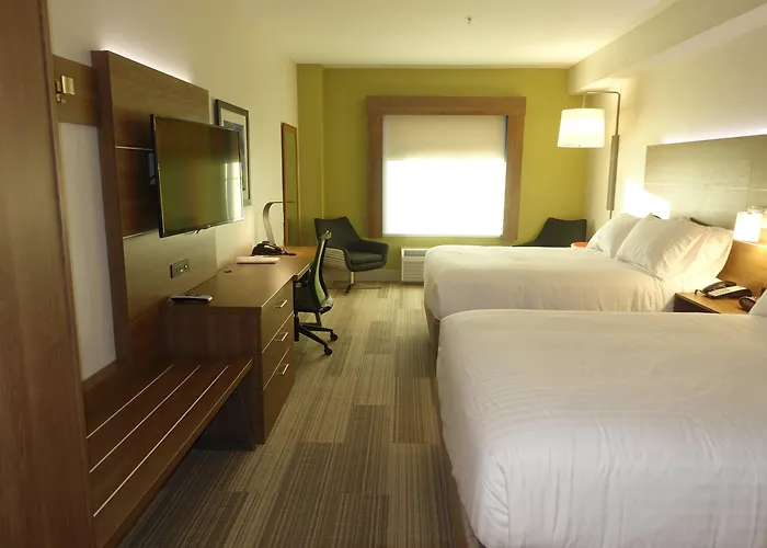 Holiday Inn Express & Suites Brentwood